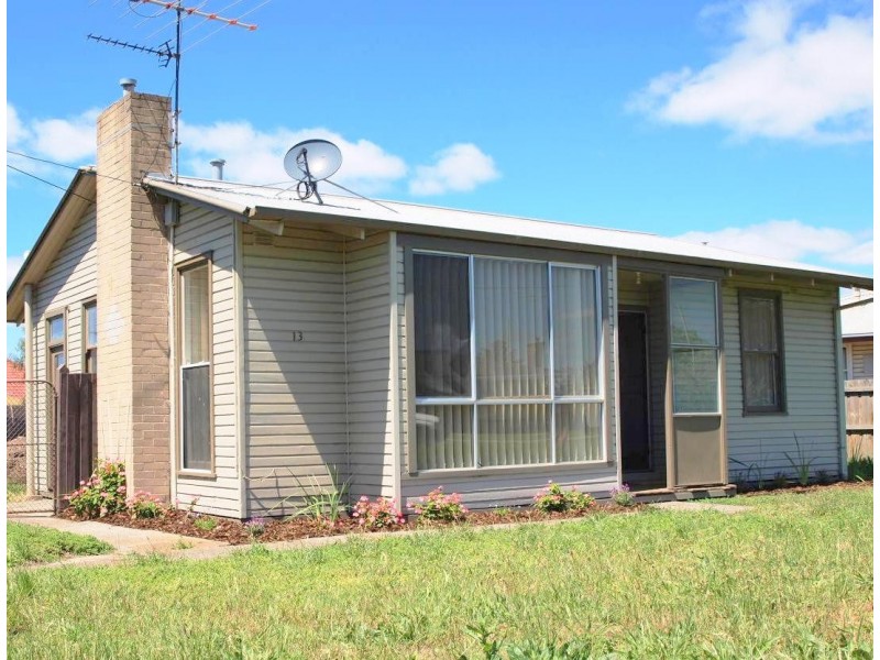 13 Ulladulla Street, Norlane VIC 3214