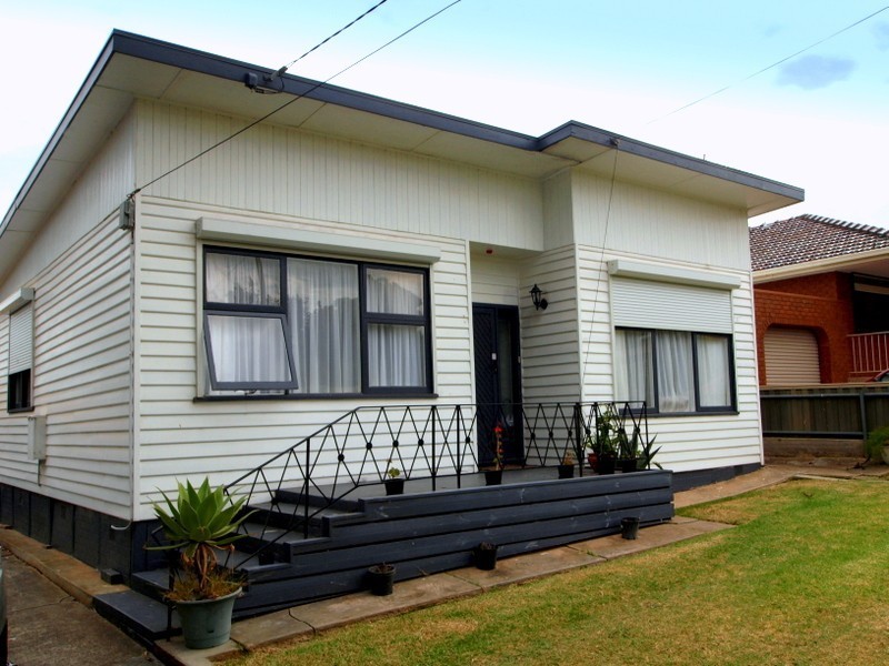 73 Bruce Street, Bell Park VIC 3215