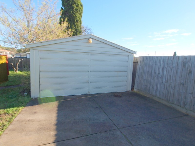 52 Swallow Crescent, Norlane VIC 3214