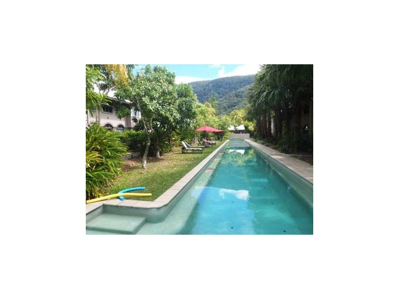 20/81 Cedar Rd, Palm Cove QLD 4879