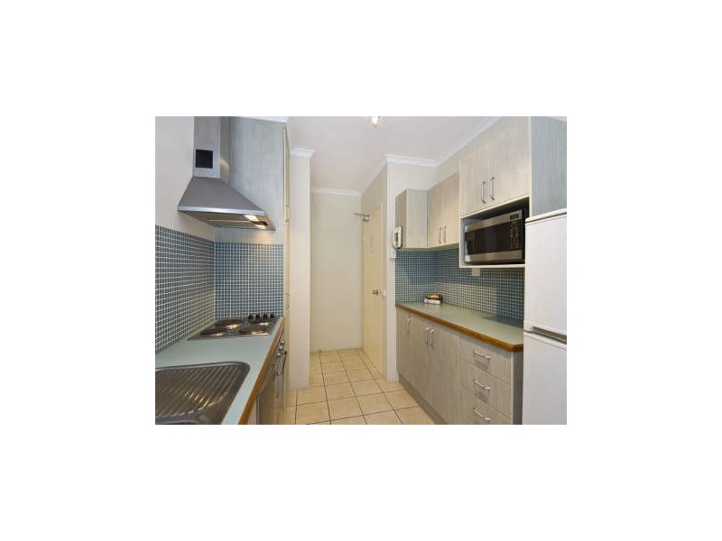 21/131 Williams Esplanade, Palm Cove QLD 4879