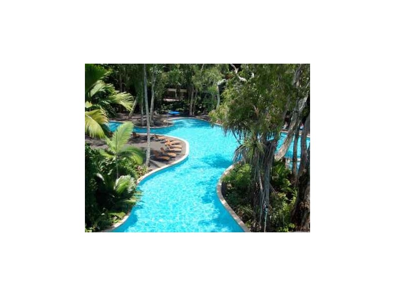 1305/2 Veivers Rd, Palm Cove QLD 4879