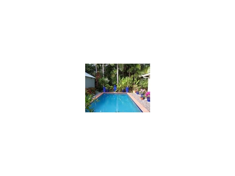 3 Drupa St, Palm Cove QLD 4879