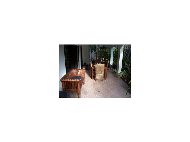 3 Drupa St, Palm Cove QLD 4879