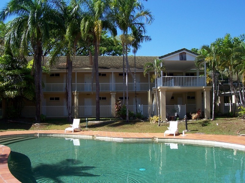 1/701 Coral Coast Drive, Palm Cove QLD 4879