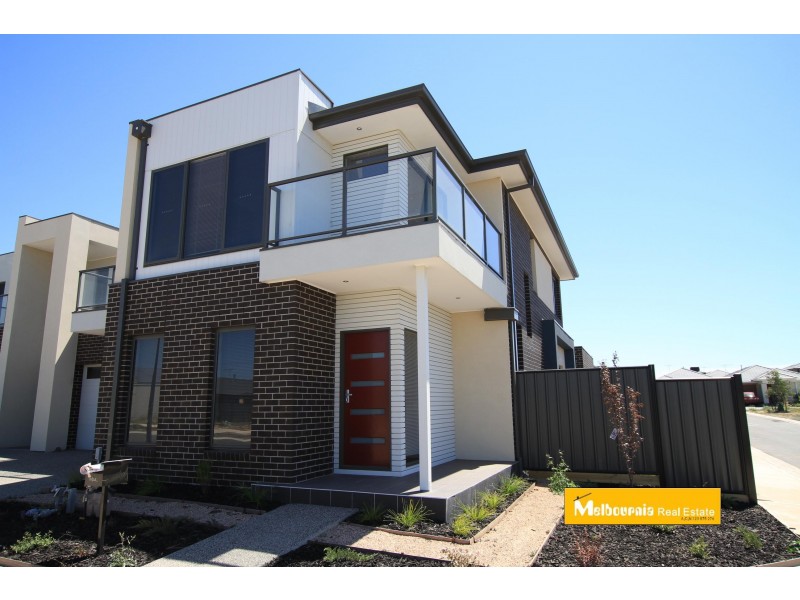 9 Daymar Cct, Craigieburn VIC 3064