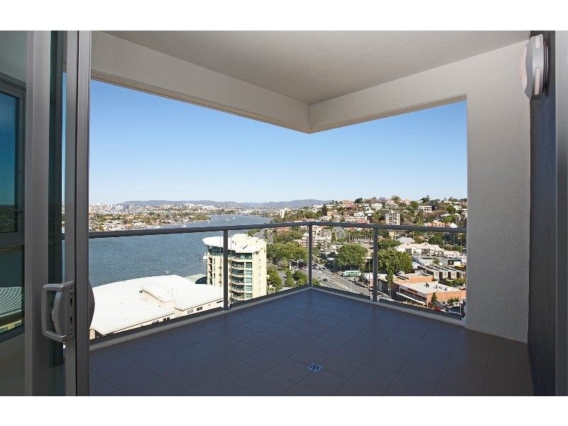 11612/8 Harbour Road, Hamilton QLD 4007