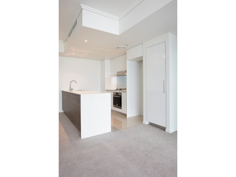 11111/8 Harbour Road, Hamilton QLD 4007