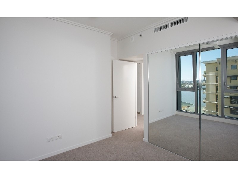 10607/8 Harbour Road, Hamilton QLD 4007