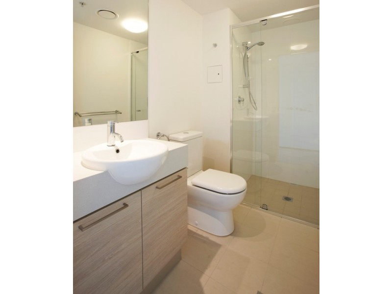 20304/8 Harbour Road, Hamilton QLD 4007