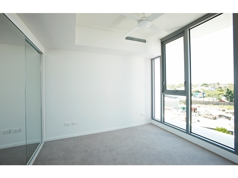 20304/8 Harbour Road, Hamilton QLD 4007