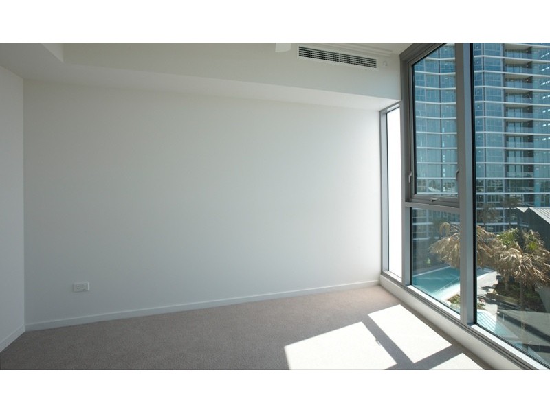 20503/8 Harbour Road, Hamilton QLD 4007