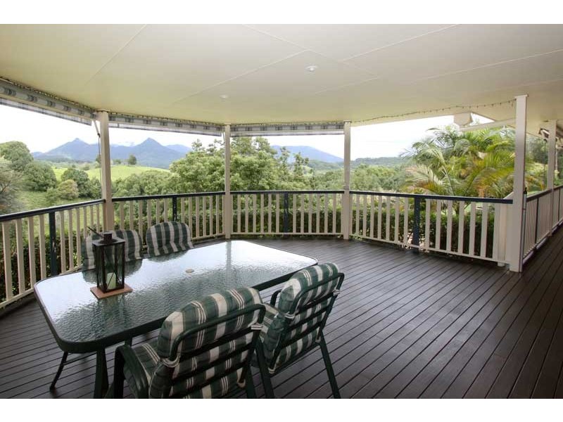 52 Malabar Avenue, Uki NSW 2484