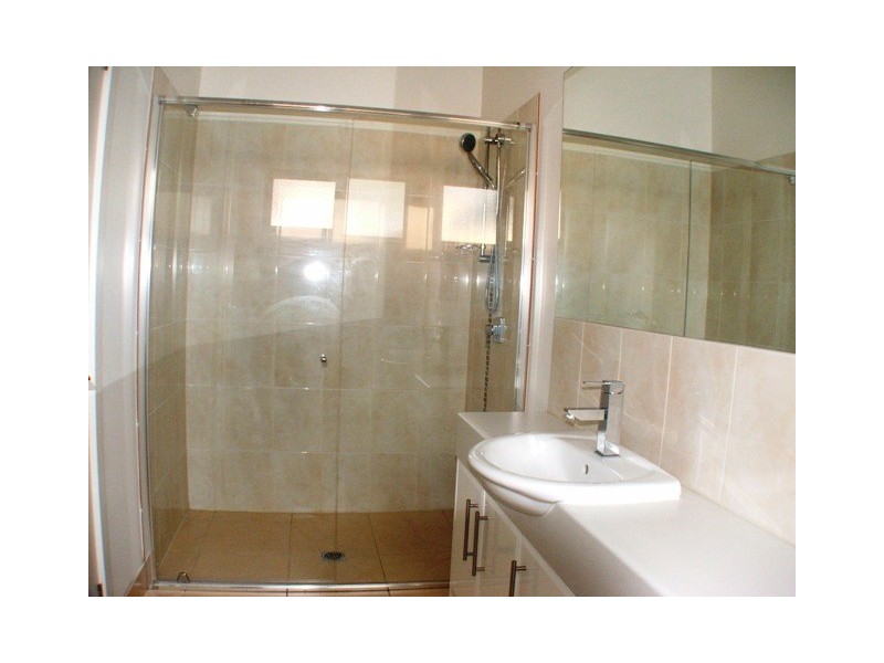 2/213 Dromana Parade, Safety Beach VIC 3936