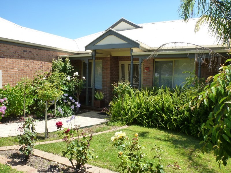 43 Tonkin Street, Safety Beach VIC 3936