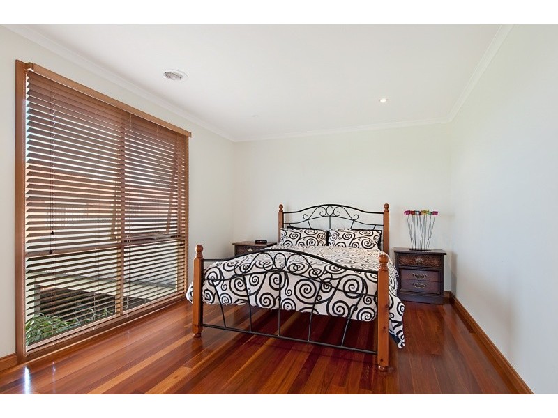 62 Coveside Avenue, Safety Beach VIC 3936