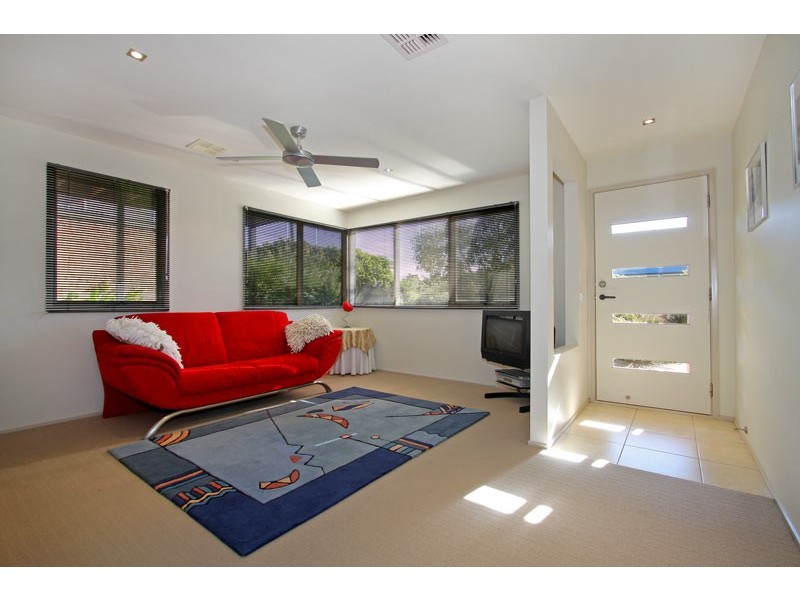 2A Knott Street, Safety Beach VIC 3936