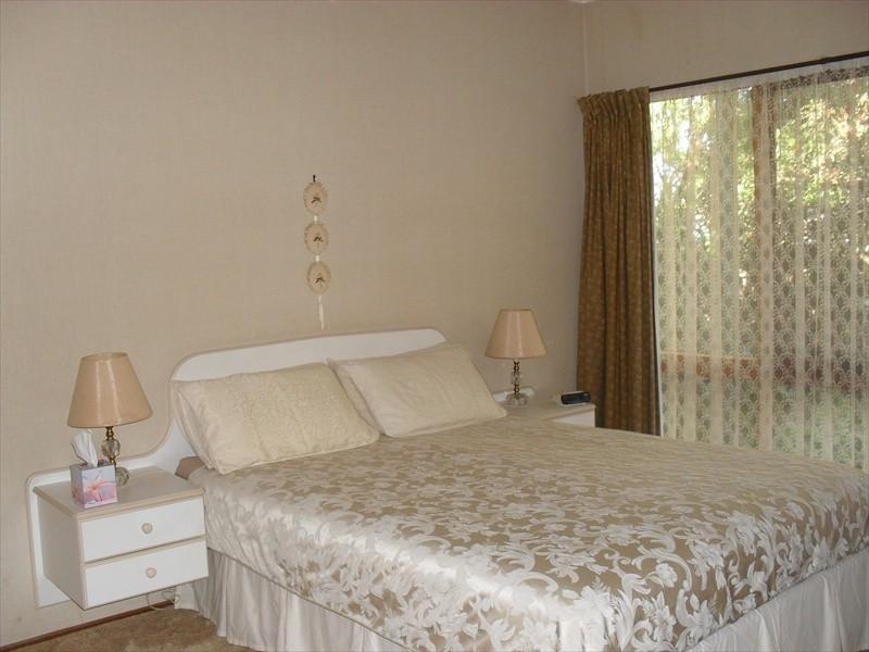 4 Pearson Street, Rosebud West VIC 3940