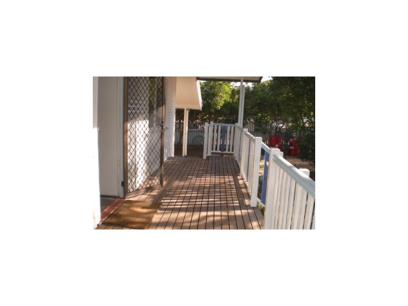 100 thomas st, Clontarf QLD 4019