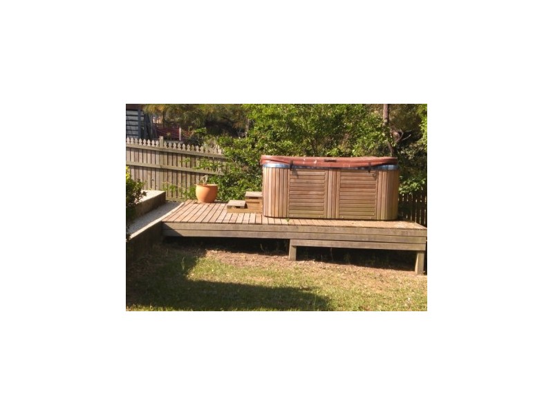 100 thomas st, Clontarf QLD 4019