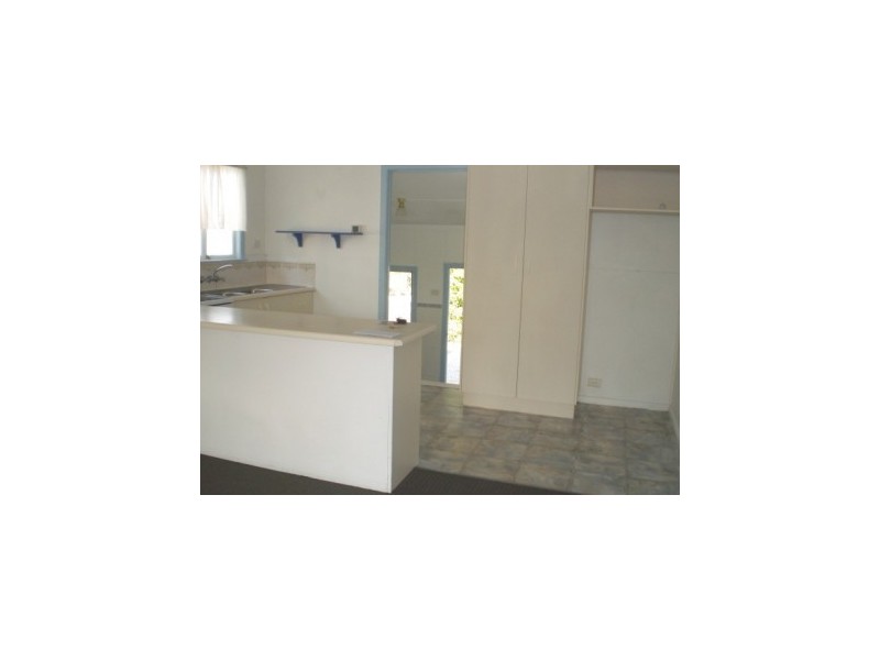 100 thomas st, Clontarf QLD 4019