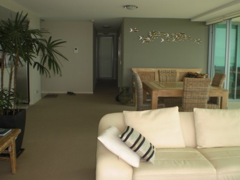 404/12 OXLEY, Woody Point QLD 4019