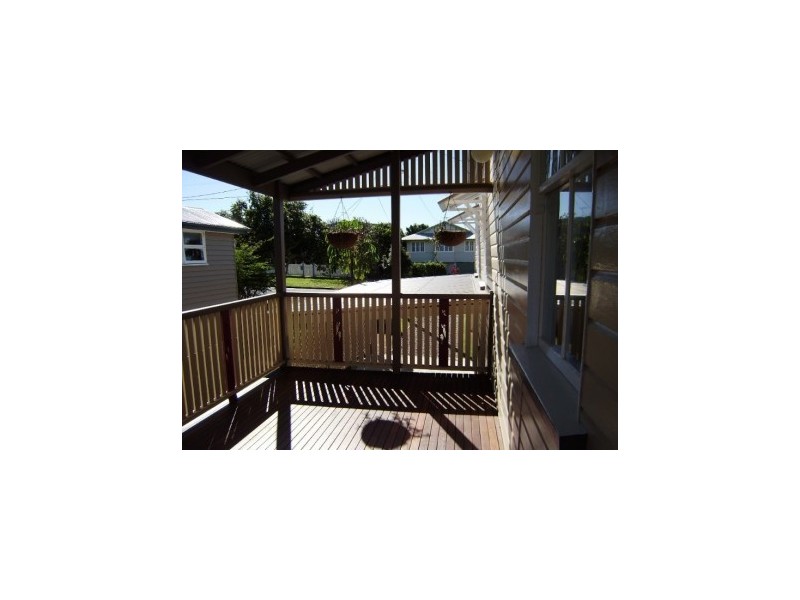 11 COWEN, Margate QLD 4019