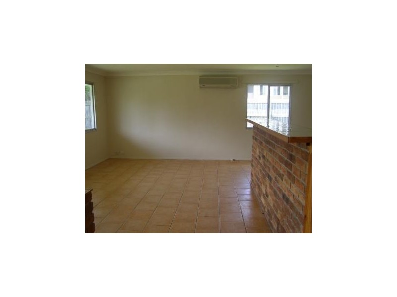 13 MACKENZIE ST, Redcliffe QLD 4020