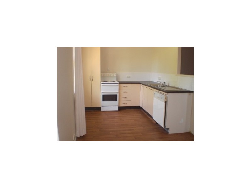 44 LASCELLES, Brighton QLD 4017