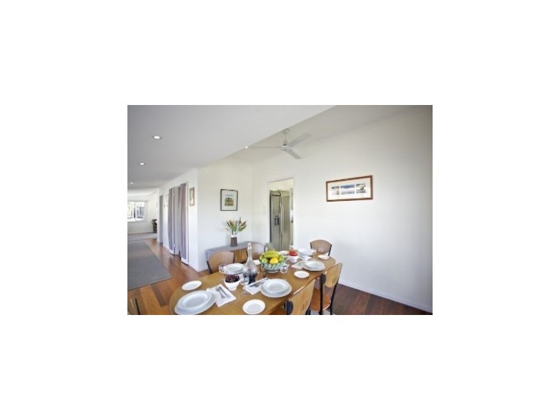 10 EVELINE ST, Margate QLD 4019