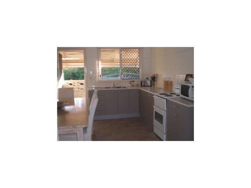 61 DODDS, Margate QLD 4019