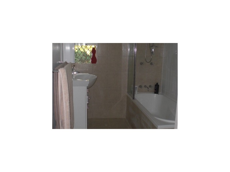 61 DODDS, Margate QLD 4019