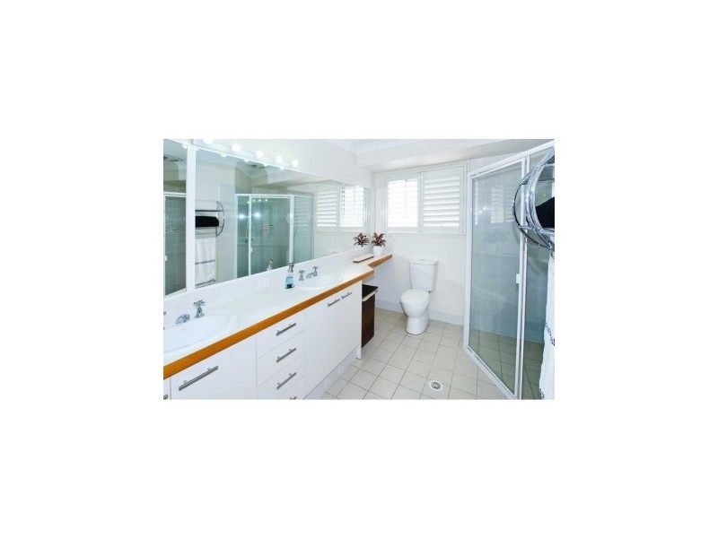 4 fleetwing, Newport QLD 4020