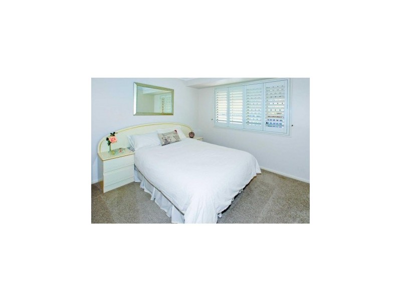 4 fleetwing, Newport QLD 4020