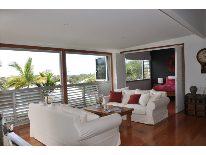 11 Tarwine Street, Noosa North Shore QLD 4565