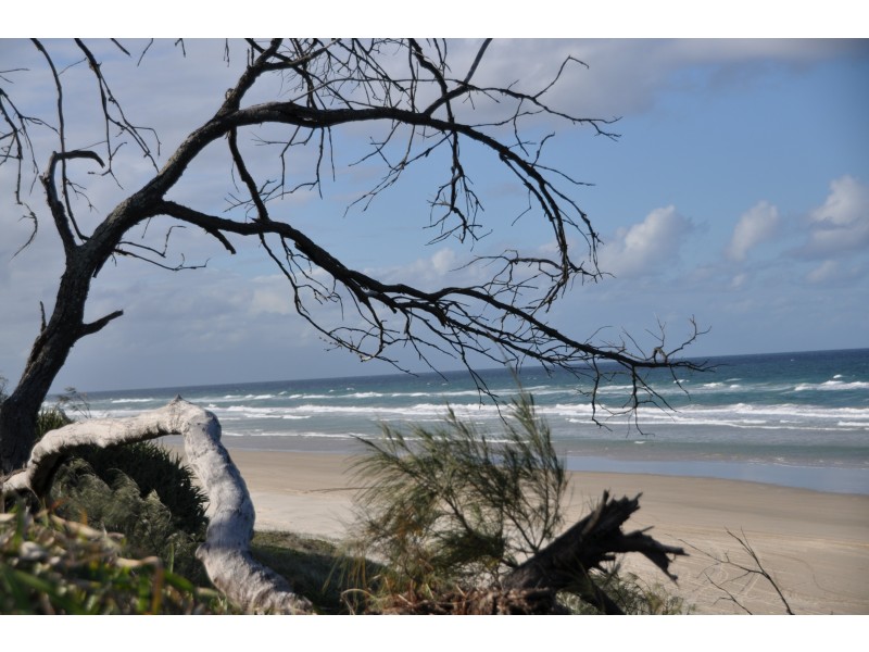 20 The Esplanade, Teewah QLD 4565