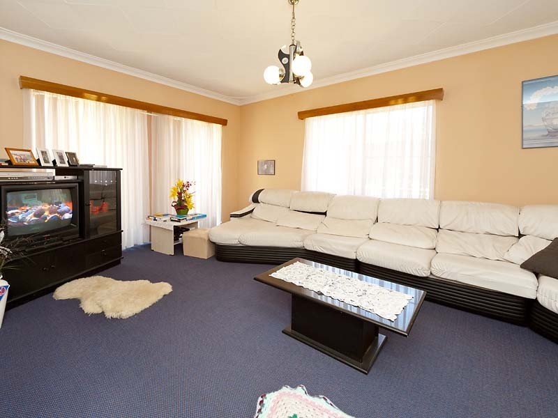 5 Olinda Court, Spearwood WA 6163