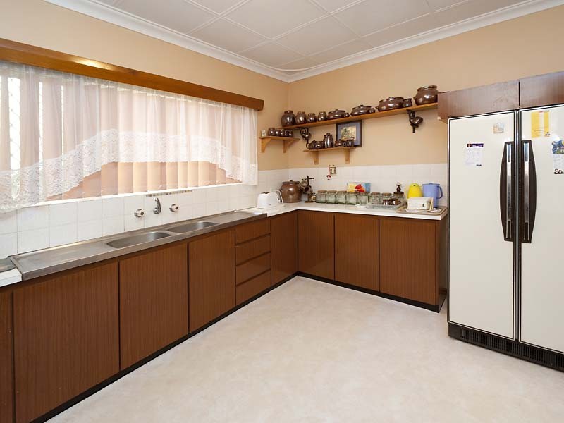 5 Olinda Court, Spearwood WA 6163