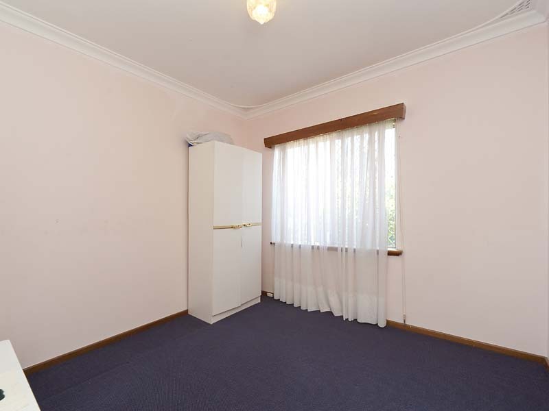 5 Olinda Court, Spearwood WA 6163