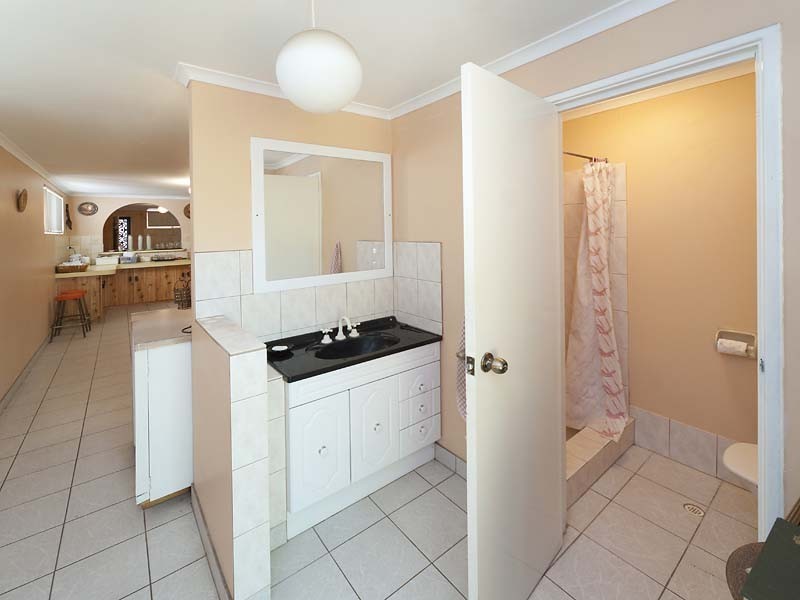 5 Olinda Court, Spearwood WA 6163