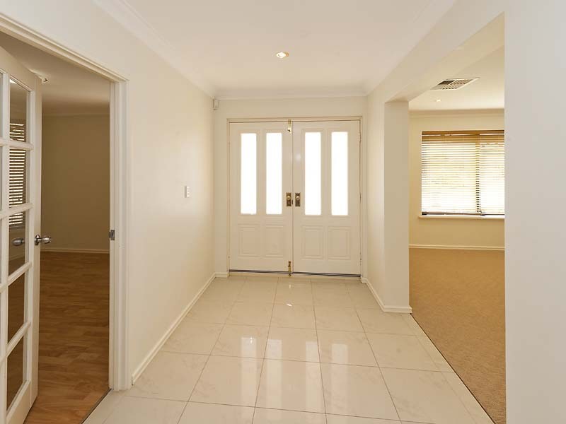 41 Lowan Loop, Karawara WA 6152