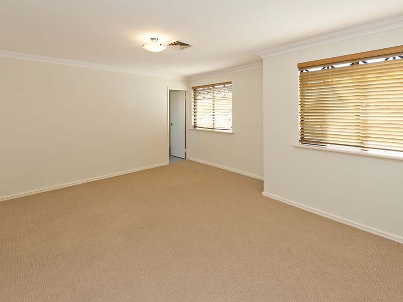41 Lowan Loop, Karawara WA 6152