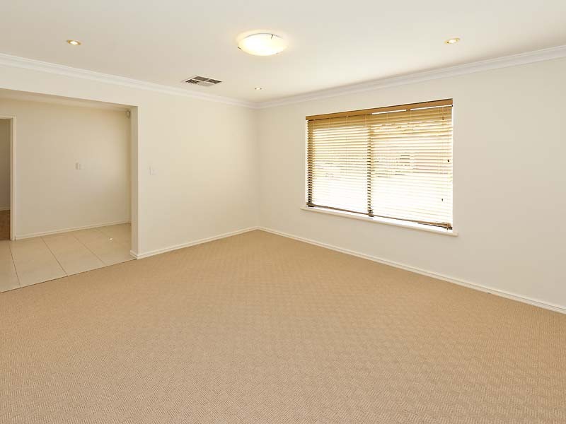 41 Lowan Loop, Karawara WA 6152