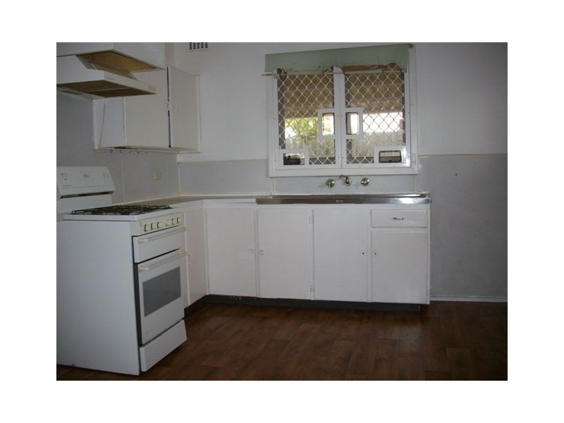 21 Burnham Way, Girrawheen WA 6064