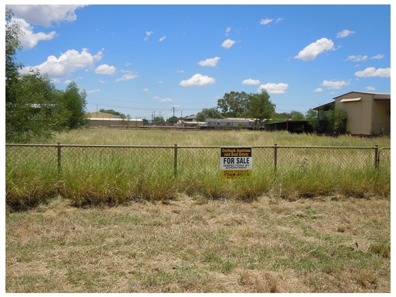 63 Uhr Street, Cloncurry QLD 4824
