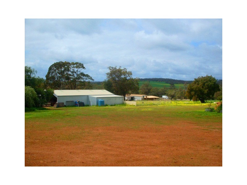 19 Spice Rd, Bindoon WA 6502