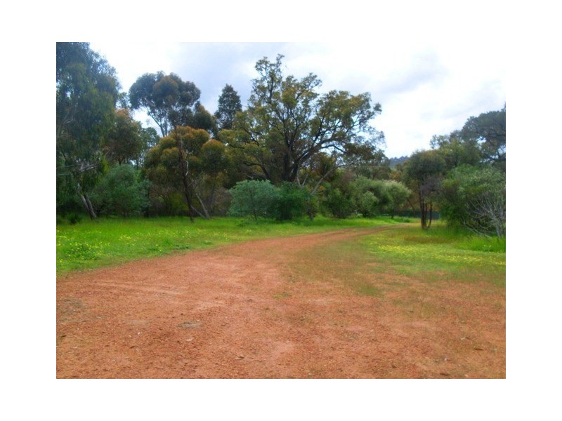 19 Spice Rd, Bindoon WA 6502