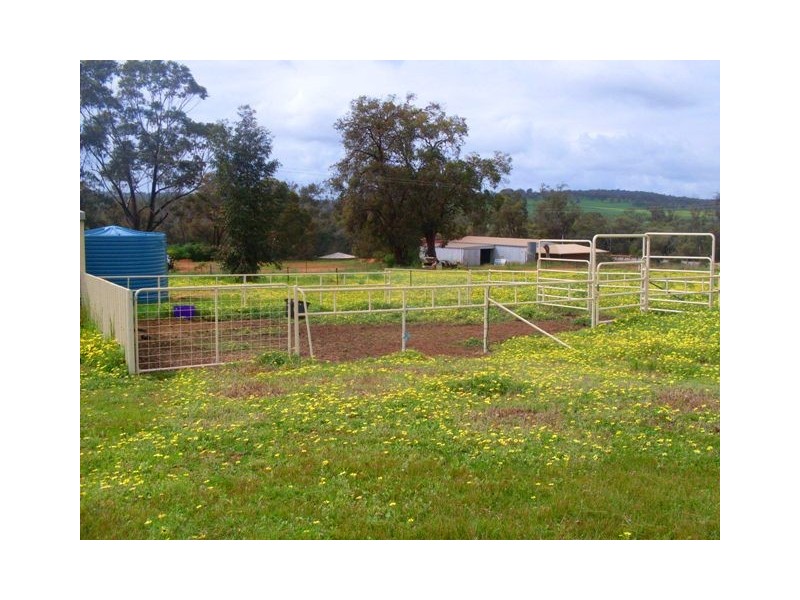 19 Spice Rd, Bindoon WA 6502