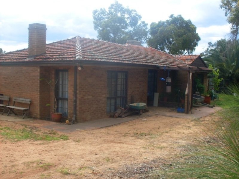 27 Ashton Rd, Bullsbrook WA 6084