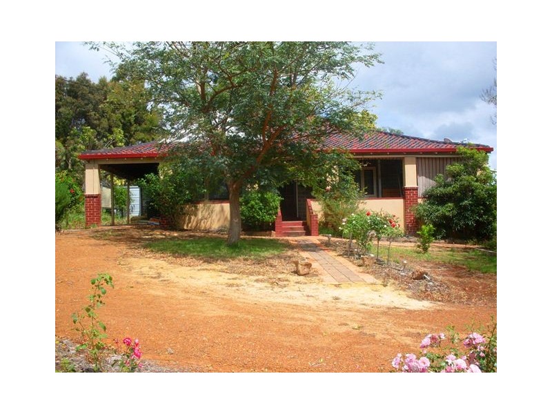 36 Hart Drive, Chittering WA 6084